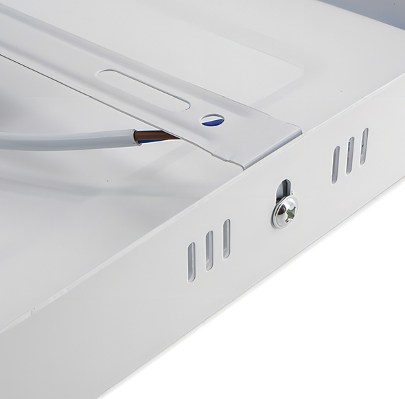 Plafón Cuadrado Con Marco 18W 4000K Luz Media