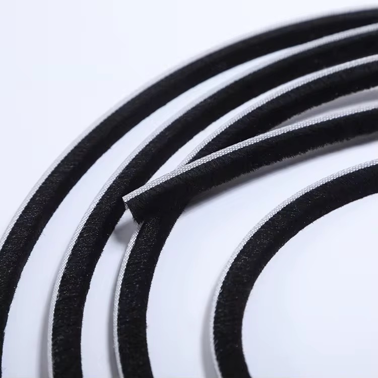 Burlete Adhesivo Felpa Rollo 3mt x 9cm