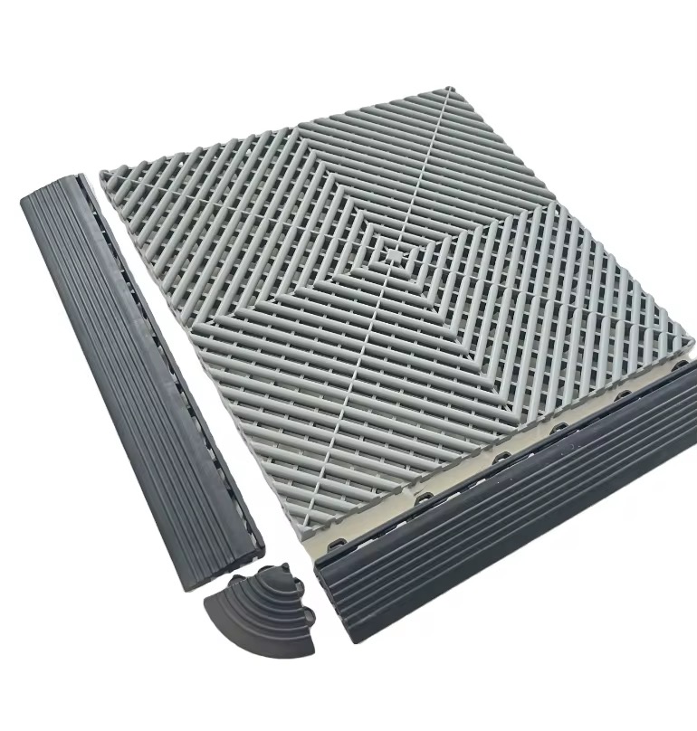 Perfil Esquinero Para Baldosa De PVC Negro